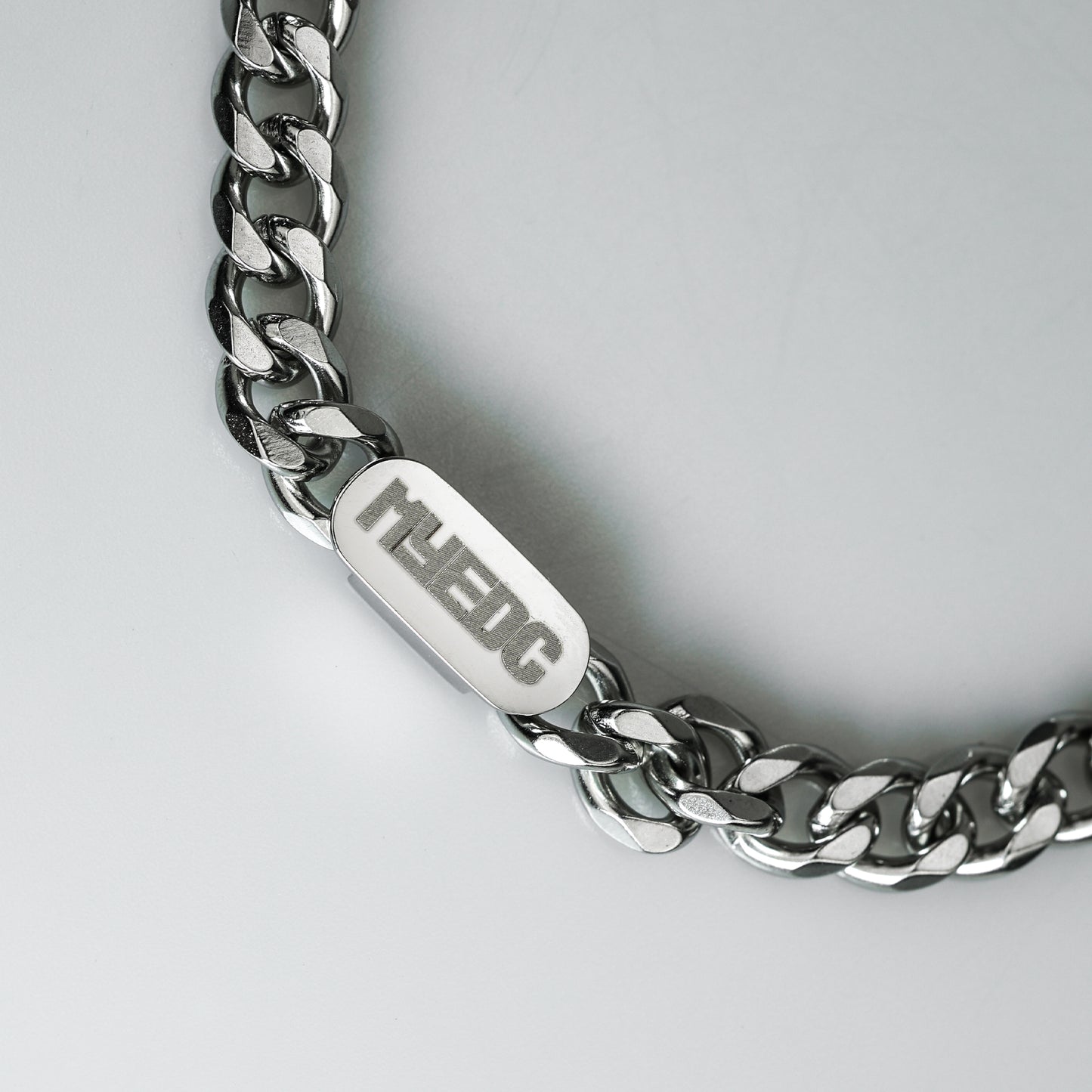 MYEDC Sturdy Stainless Steel Bracelets